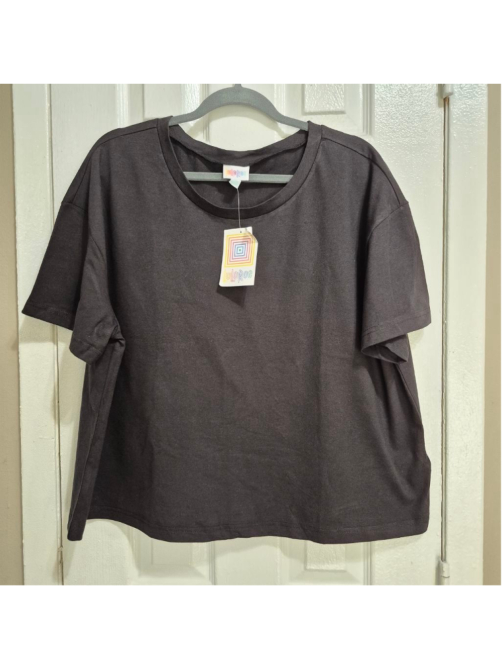 Women's LuLaRoe Black Short Sleeve Tee 2XL